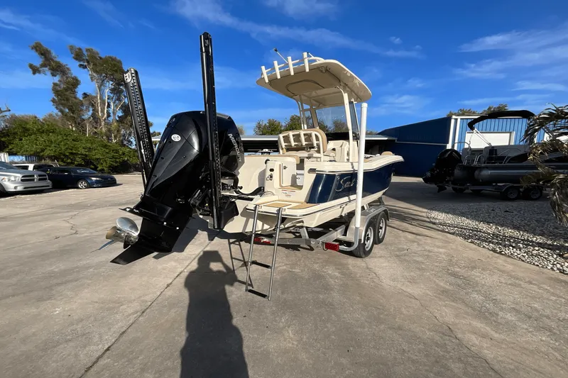 Slide: The Image of Scout 215 XSF 2024 - 3