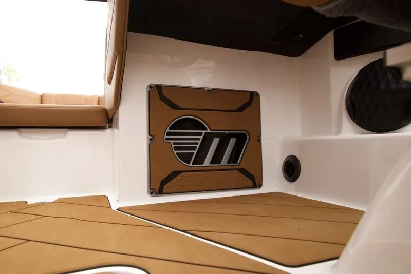 Slide: The Image of Malibu 23 LSV 2026 - 29