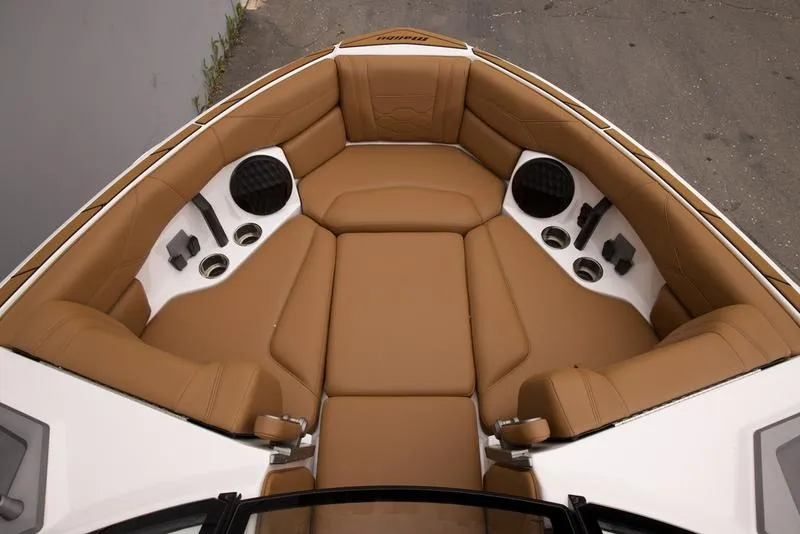 Slide: The Image of Malibu 23 LSV 2026 - 32