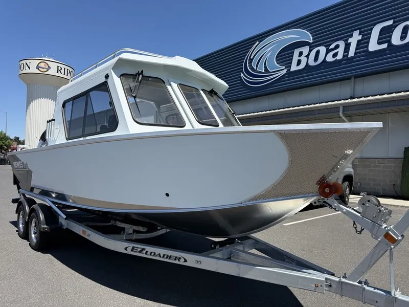 Slide: The Image of Hewescraft 220 Ocean Pro Hardtop 2026 - 2