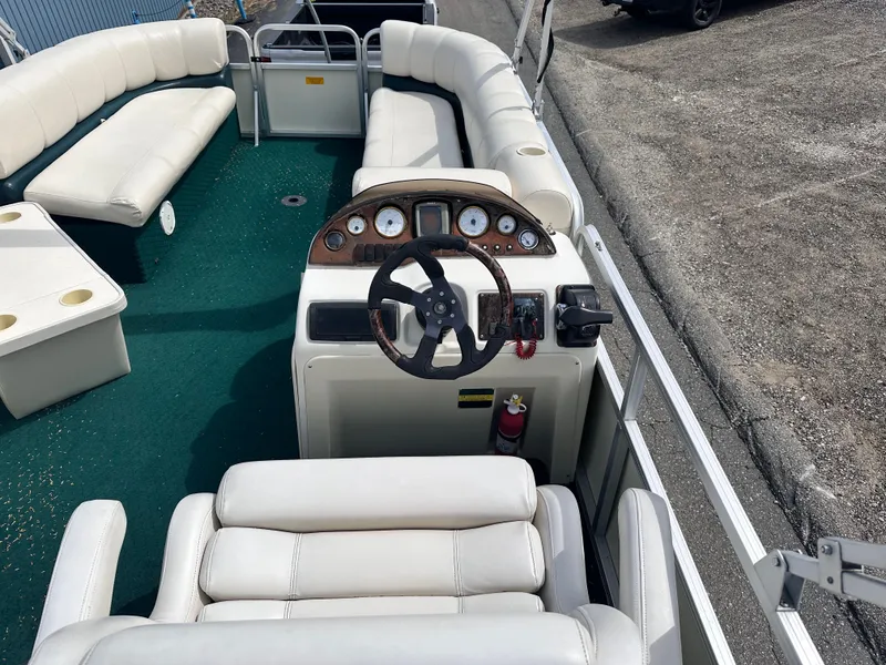 Slide: The Image of Tahoe Grand Elite 23 2003 - 6