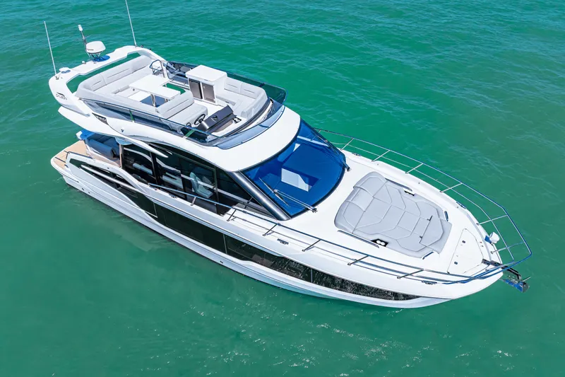 Slide: The Image of Galeon 440 FLY 2025 - 2