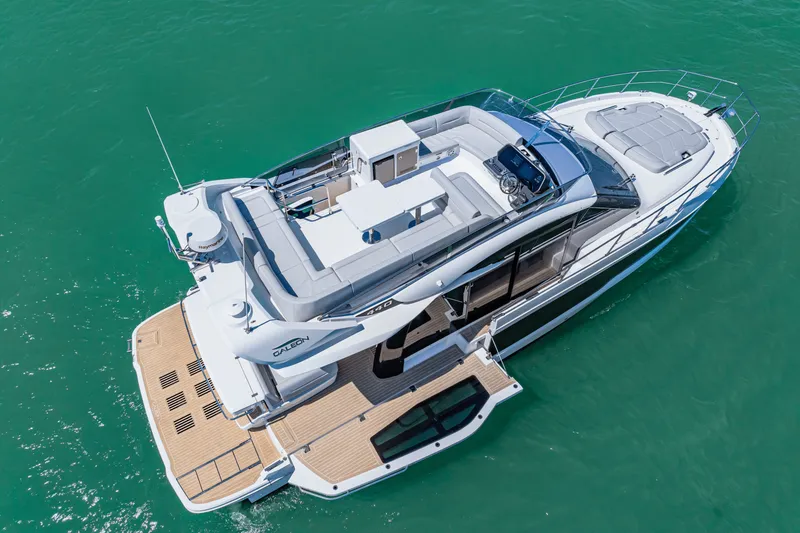Slide: The Image of Galeon 440 FLY 2025 - 33