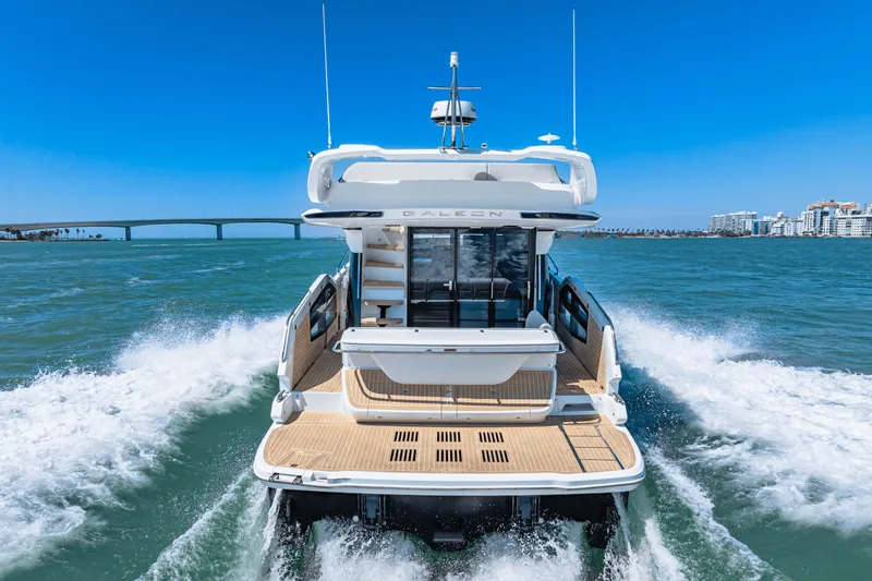 Slide: The Image of Galeon 440 FLY 2025 - 44