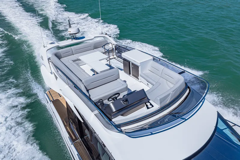 Slide: The Image of Galeon 440 FLY 2025 - 46