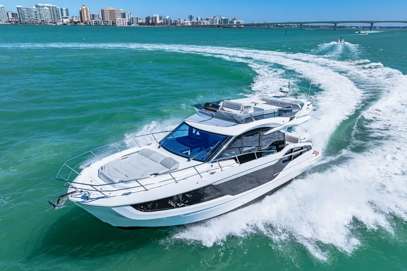 Slide: The Image of Galeon 440 FLY 2025 - 52