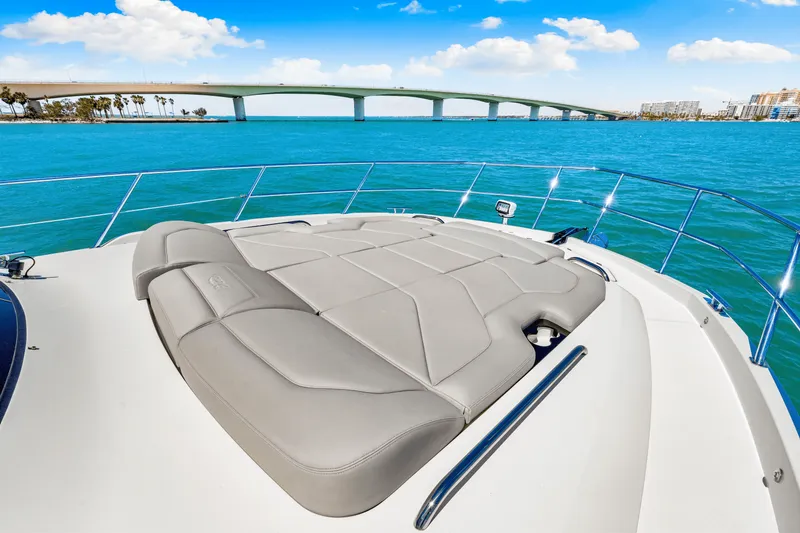 Slide: The Image of Galeon 440 FLY 2025 - 80