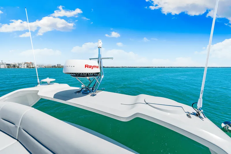 Slide: The Image of Galeon 440 FLY 2025 - 90