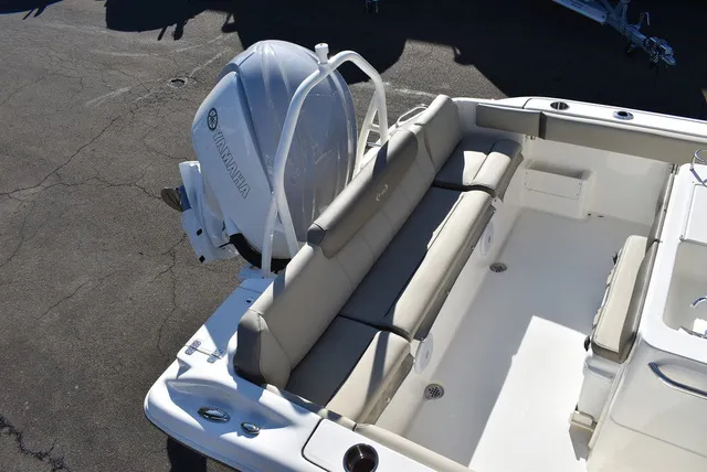 Slide: The Image of Key West Boats 239 FS 2024 - 10