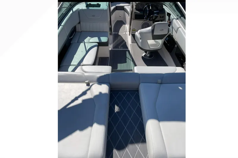 Slide: The Image of Regal 2100 Bowrider 2013 - 32