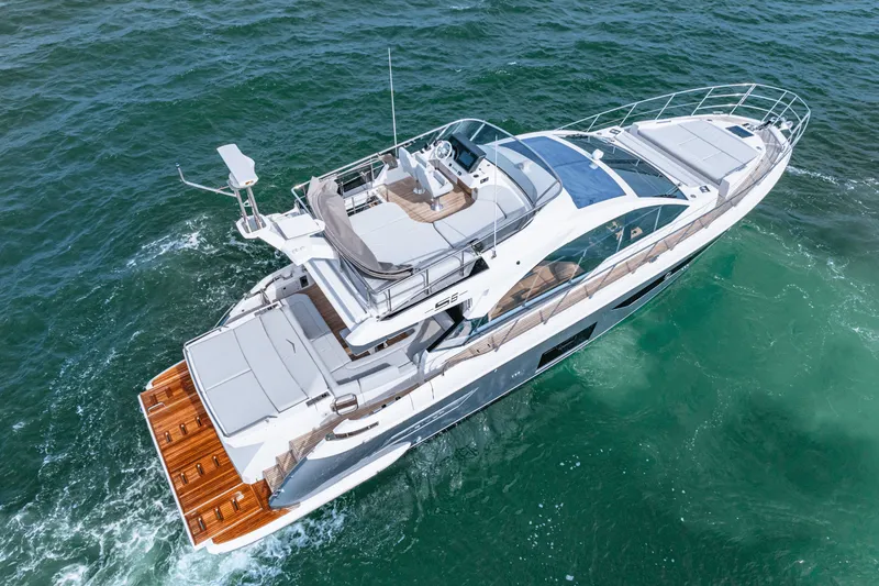 Slide: The Image of Azimut S6 2025 - 24