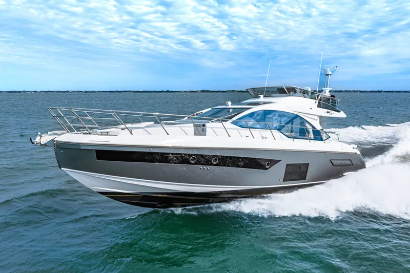 Slide: The Image of Azimut S6 2025 - 25
