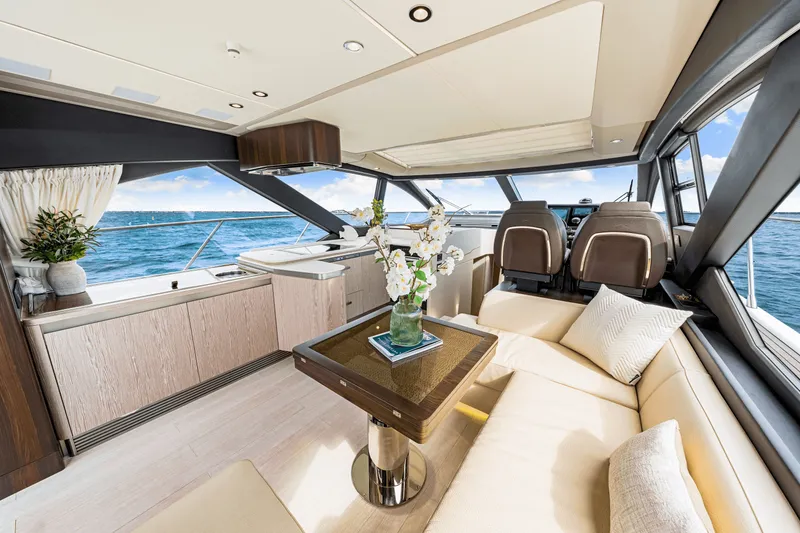 Slide: The Image of Azimut S6 2025 - 72