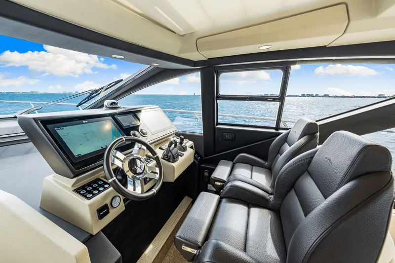 Slide: The Image of Azimut S6 2025 - 76