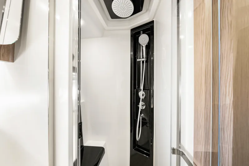 Slide: The Image of Azimut S6 2025 - 86