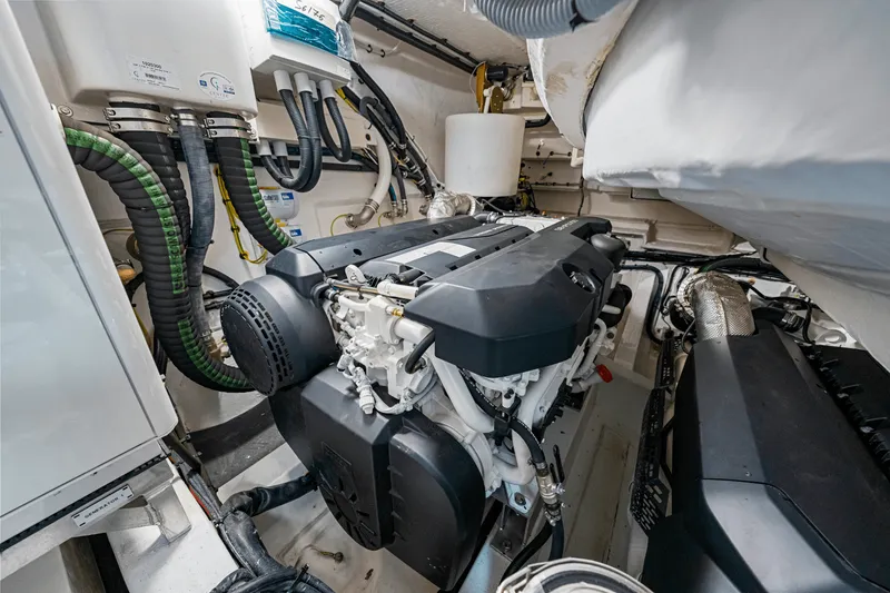 Slide: The Image of Azimut S6 2025 - 96