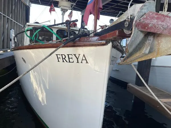 Slide: The Image of Historic Tacoma Boat Co Cruiser 1940 - 48