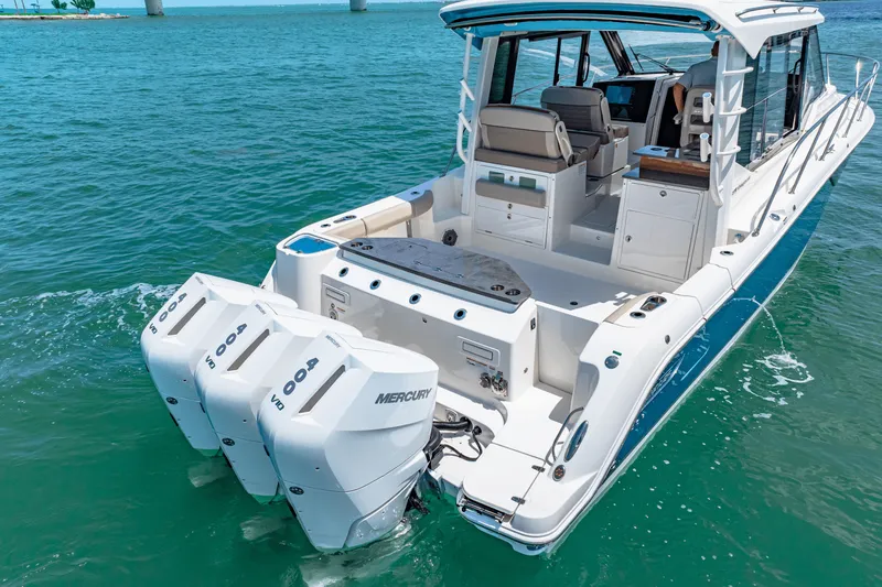 Slide: The Image of Boston Whaler 365 Conquest 2025 - 10