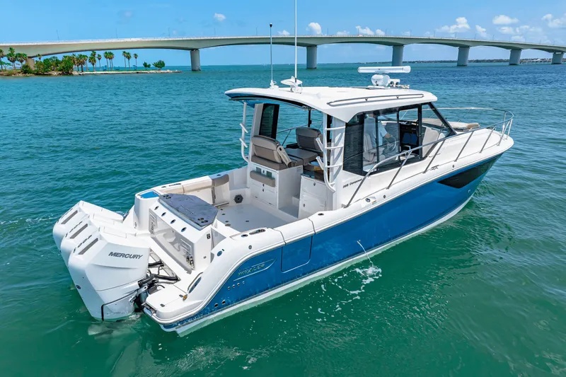 Slide: The Image of Boston Whaler 365 Conquest 2025 - 54