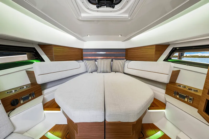 Slide: The Image of Boston Whaler 365 Conquest 2025 - 57