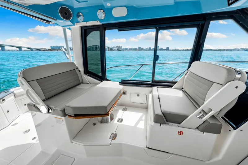 Slide: The Image of Boston Whaler 365 Conquest 2025 - 75