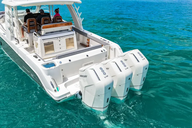 Slide: The Image of Boston Whaler 420 Outrage 2025 - 73
