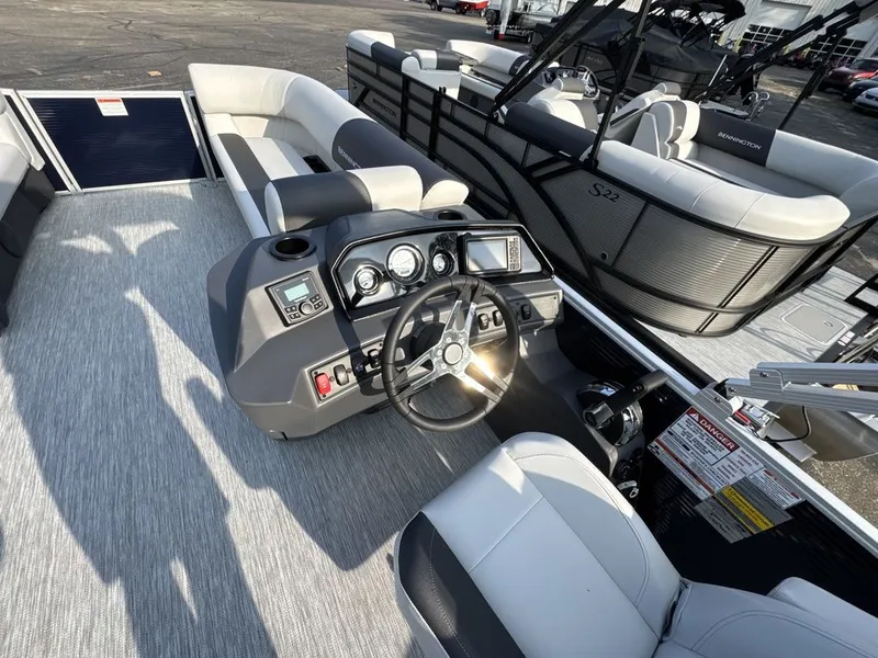 Slide: The Image of Bennington 20 S1 CRUISE 2027 - 24