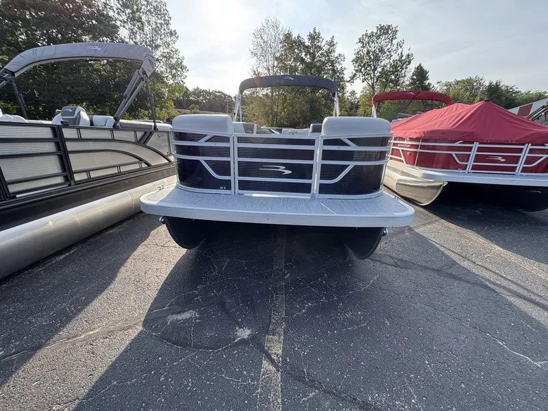 Slide: The Image of Bennington 20 S1 CRUISE 2027 - 2