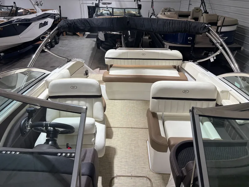 Slide: The Image of Cobalt Boats 23SC 2019 - 17