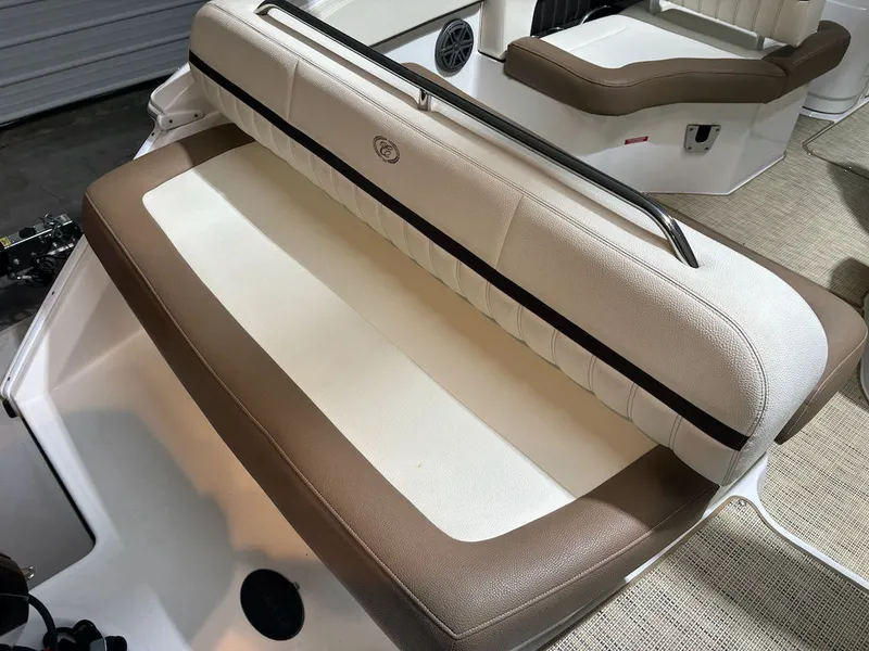 Slide: The Image of Cobalt Boats 23SC 2019 - 4