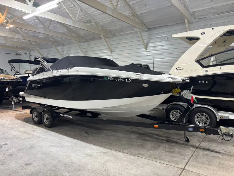 Slide: The Image of Cobalt Boats 23SC 2019 - 3