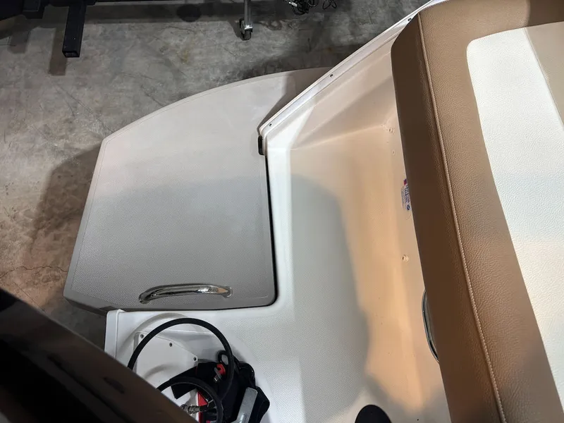 Slide: The Image of Cobalt Boats 23SC 2019 - 18
