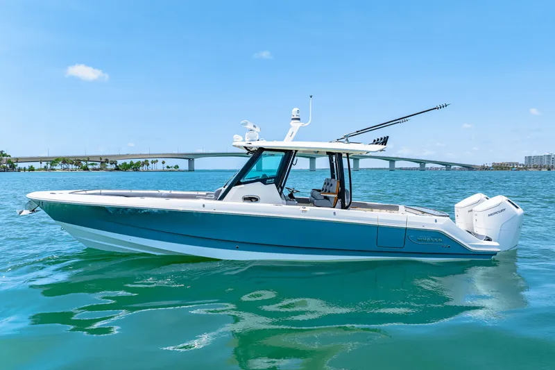 The Image of Boston Whaler 360 Outrage 2025 - 0