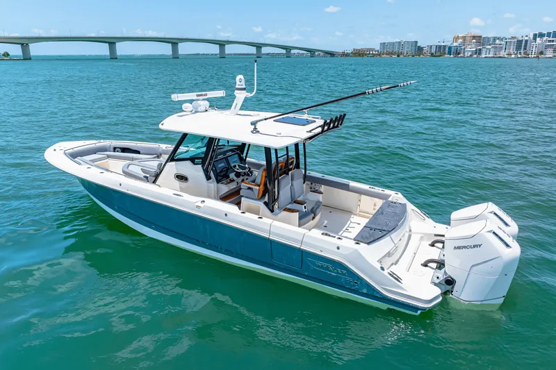 Slide: The Image of Boston Whaler 360 Outrage 2025 - 10