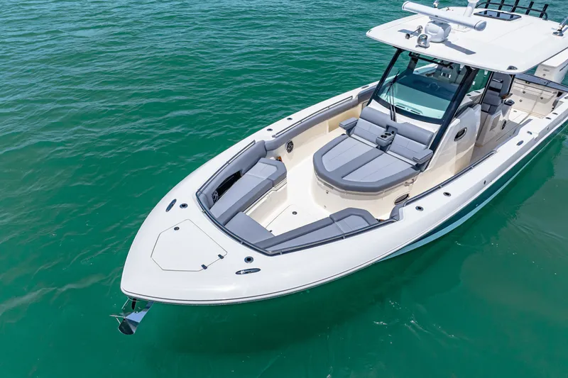 Slide: The Image of Boston Whaler 360 Outrage 2025 - 4