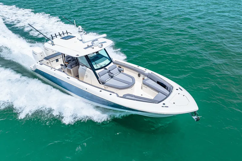 Slide: The Image of Boston Whaler 360 Outrage 2025 - 49