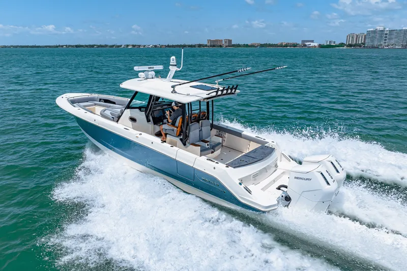 Slide: The Image of Boston Whaler 360 Outrage 2025 - 54