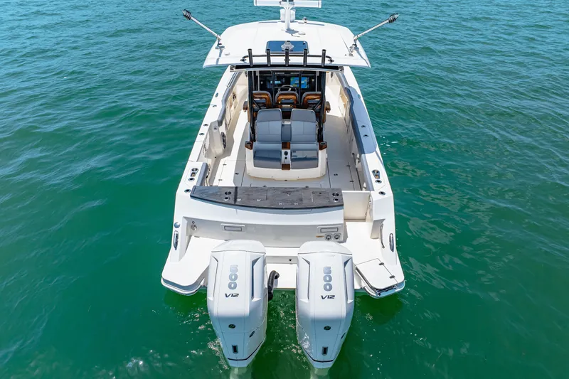 Slide: The Image of Boston Whaler 360 Outrage 2025 - 64