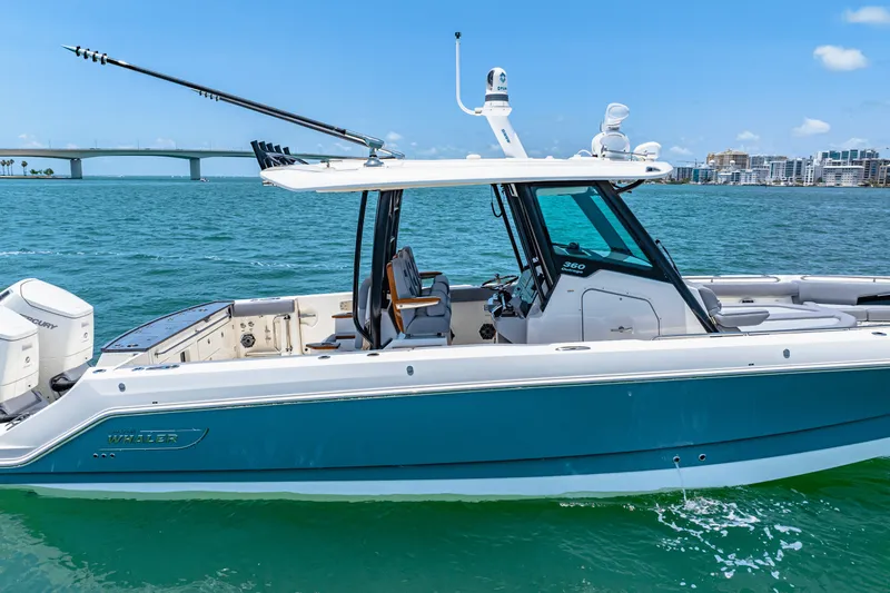 Slide: The Image of Boston Whaler 360 Outrage 2025 - 69