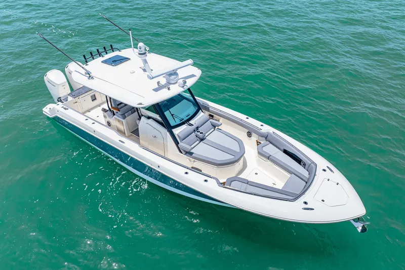 Slide: The Image of Boston Whaler 360 Outrage 2025 - 7
