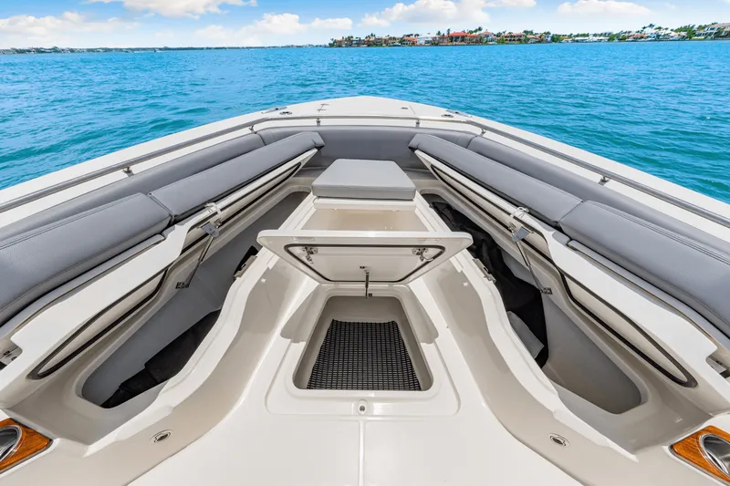 Slide: The Image of Boston Whaler 360 Outrage 2025 - 73