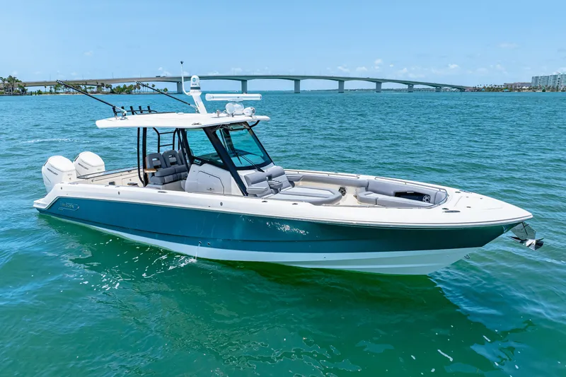Slide: The Image of Boston Whaler 360 Outrage 2025 - 9