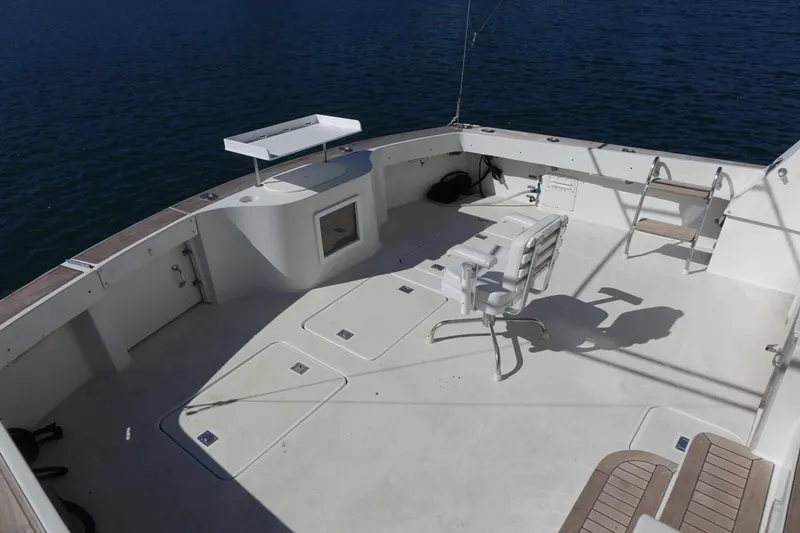 Slide: The Image of Hatteras 60 Convertible 1982 - 21