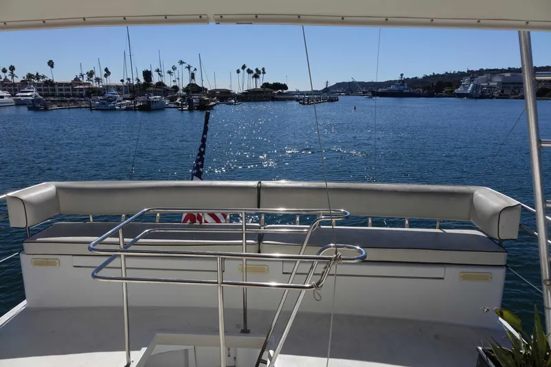 Slide: The Image of Hatteras 60 Convertible 1982 - 19