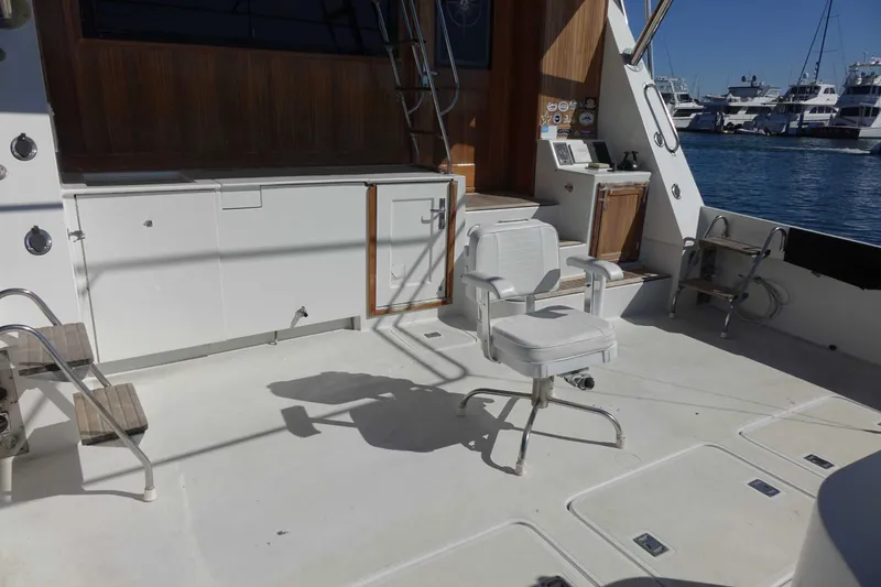 Slide: The Image of Hatteras 60 Convertible 1982 - 22