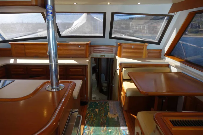 Slide: The Image of Hatteras 60 Convertible 1982 - 29