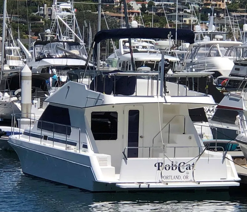 Slide: The Image of Zeta 32 Power Cat 2001 - 5