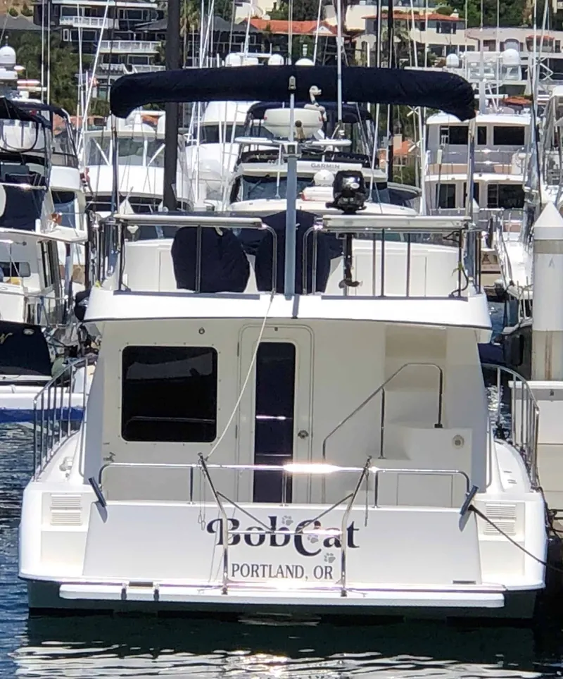 Slide: The Image of Zeta 32 Power Cat 2001 - 6