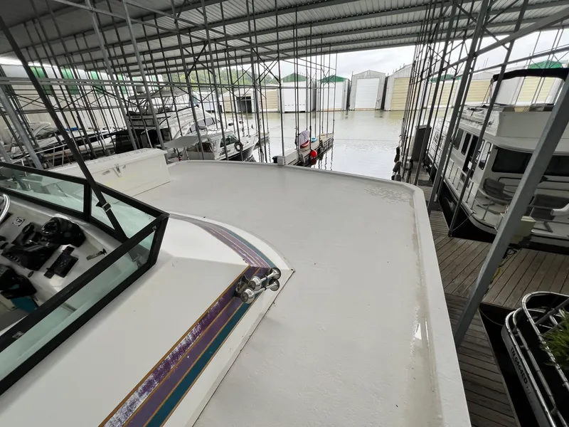 Slide: The Image of Lakeview 79x18 Houseboat 1997 - 50