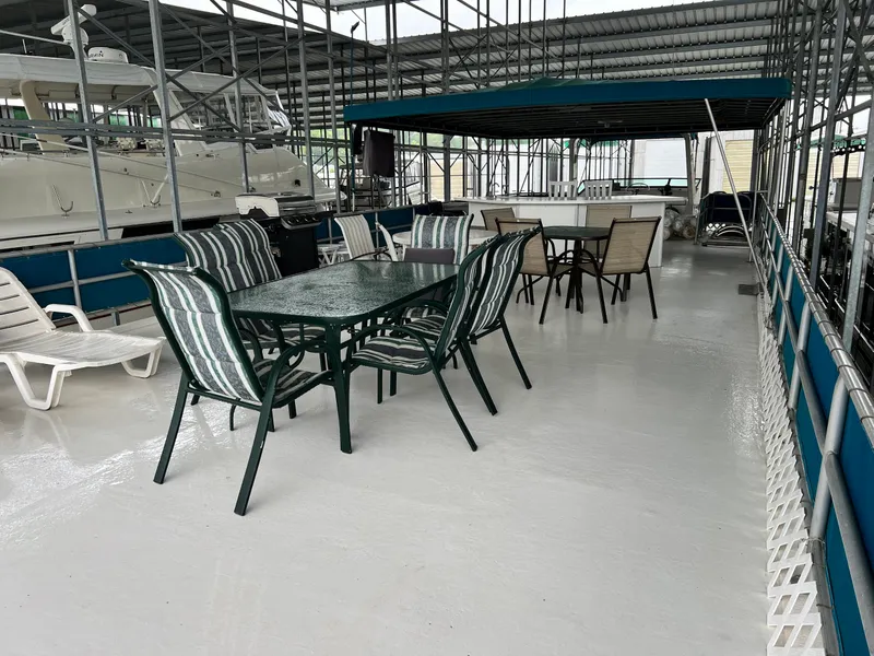 Slide: The Image of Lakeview 79x18 Houseboat 1997 - 47